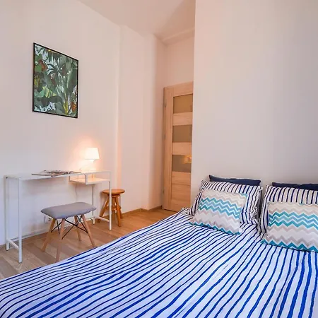 Lejlighed Citystay Warzywnicza Apartament *