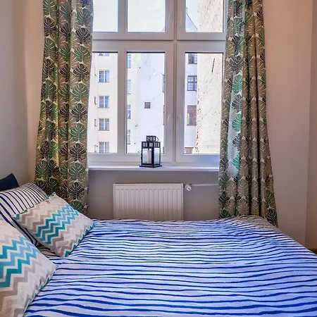 Citystay Warzywnicza Apartament *